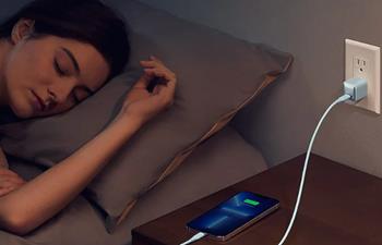 incarcare telefon peste noapte